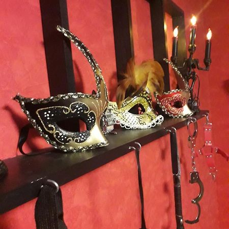 Love Room Le Rouge Et Noir Барр Екстер'єр фото
