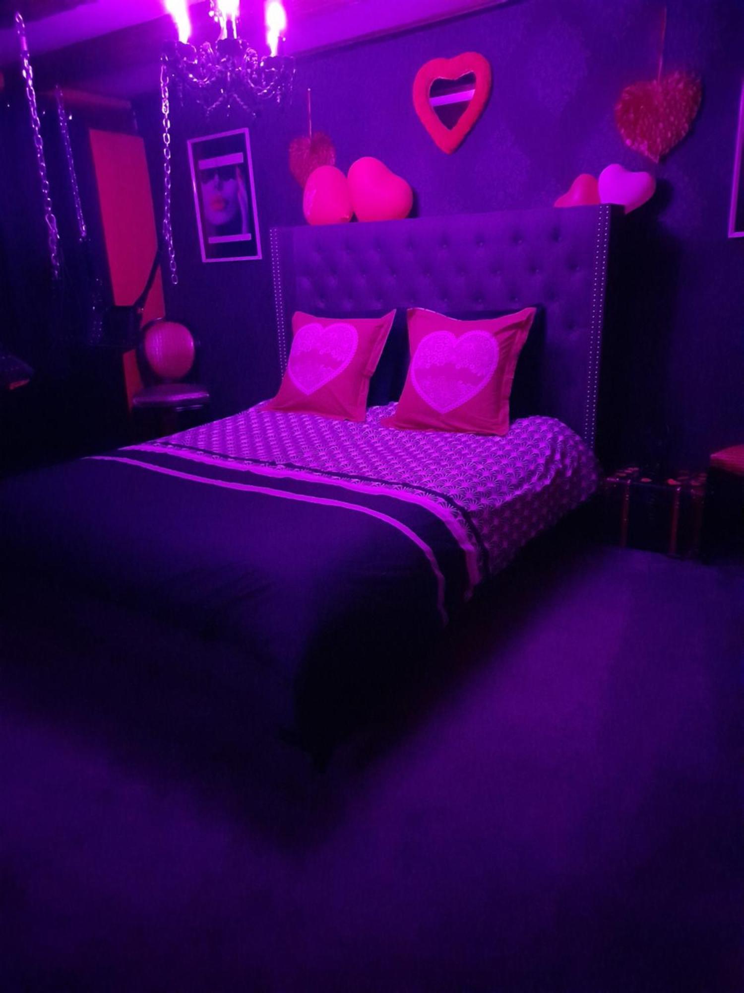 Love Room Le Rouge Et Noir Барр Екстер'єр фото