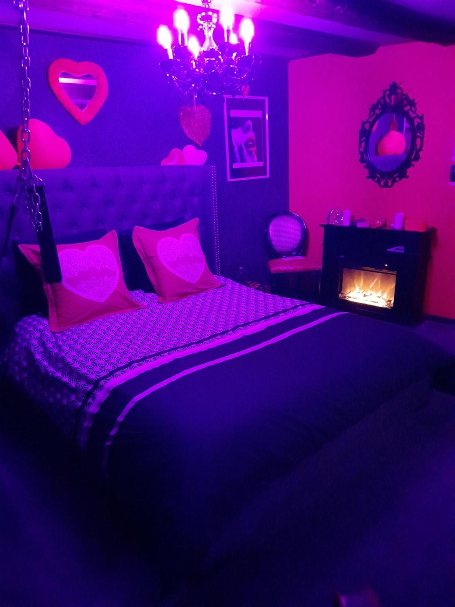 Love Room Le Rouge Et Noir Барр Екстер'єр фото