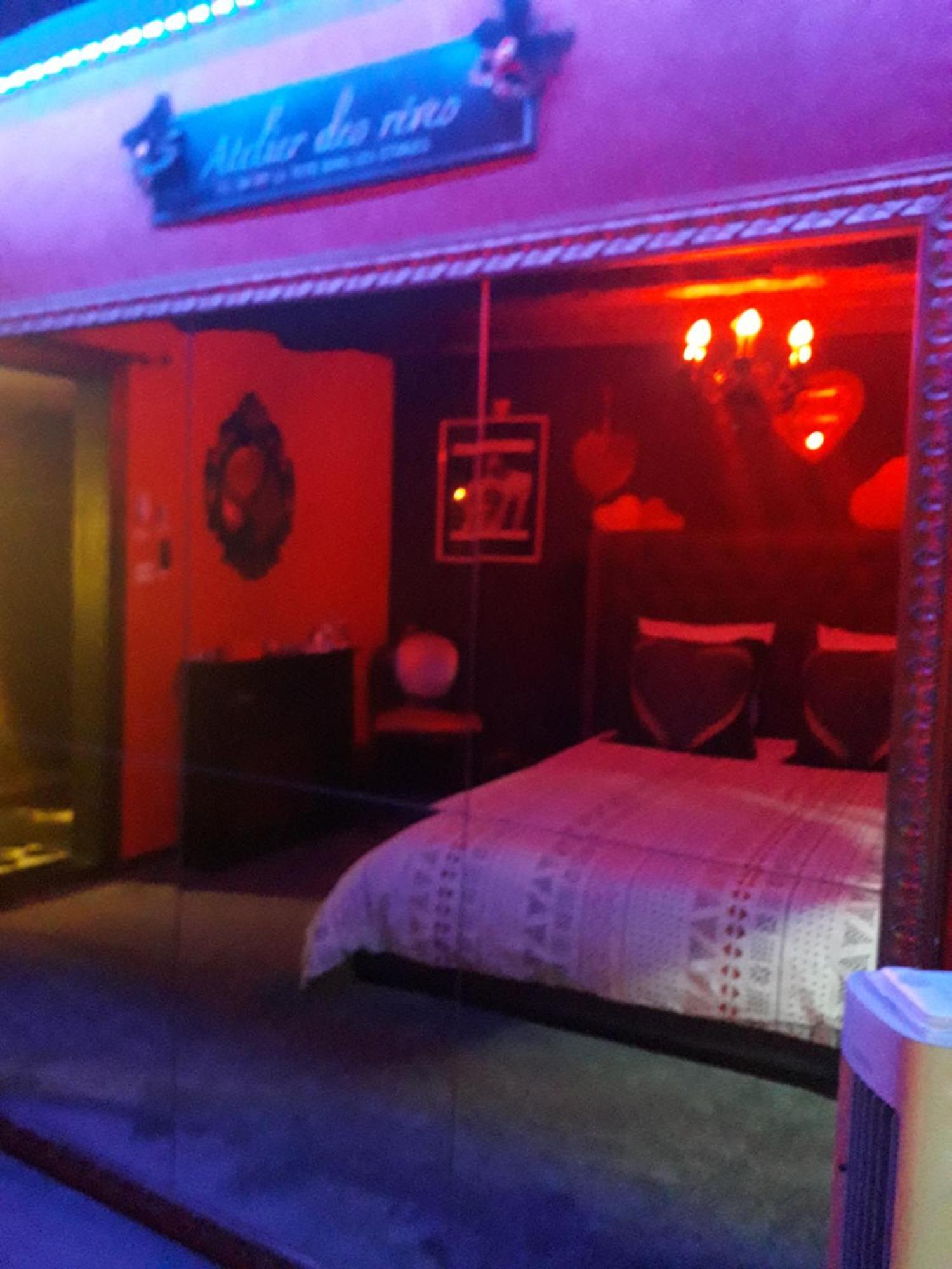 Love Room Le Rouge Et Noir Барр Екстер'єр фото