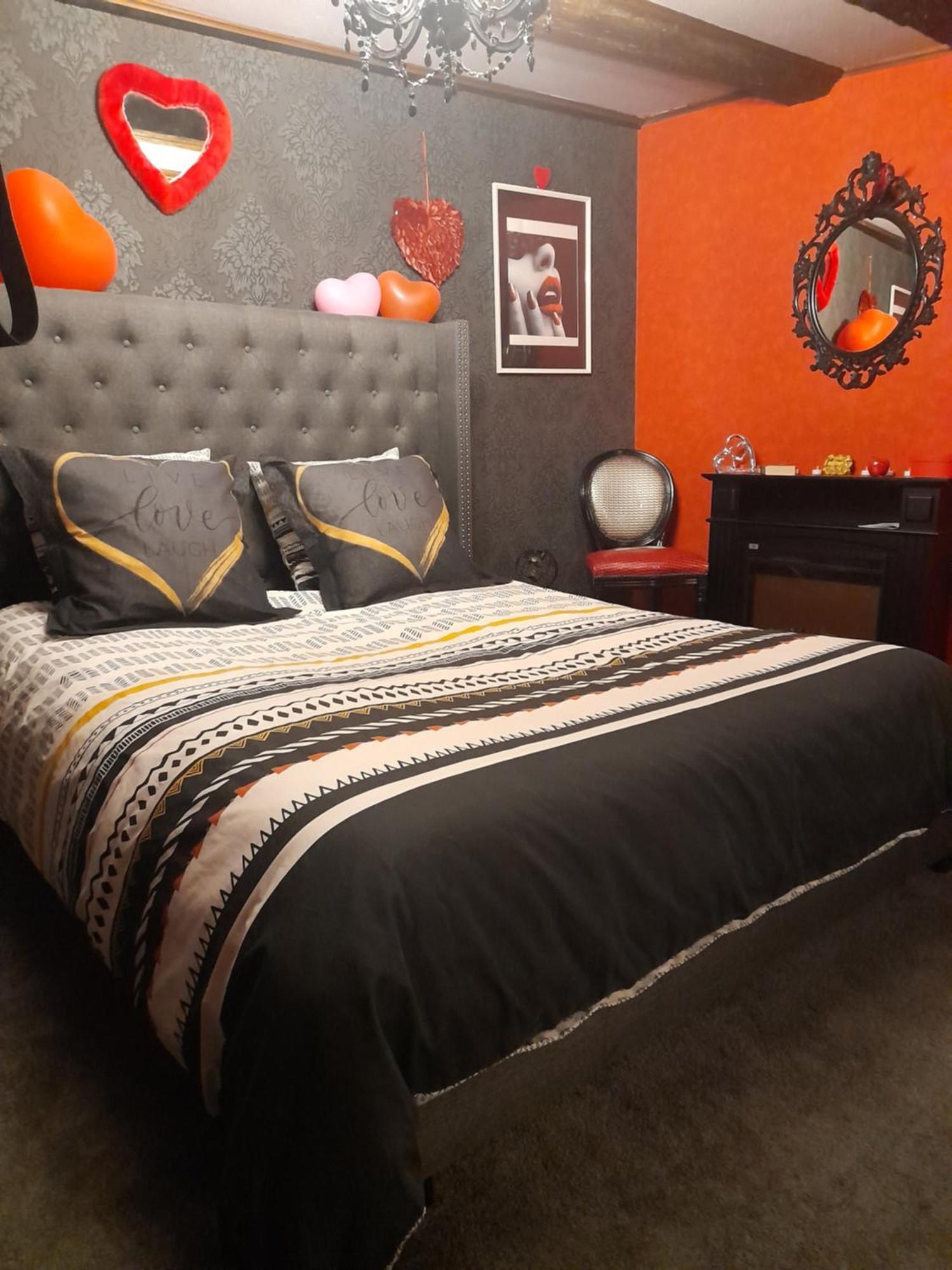 Love Room Le Rouge Et Noir Барр Екстер'єр фото
